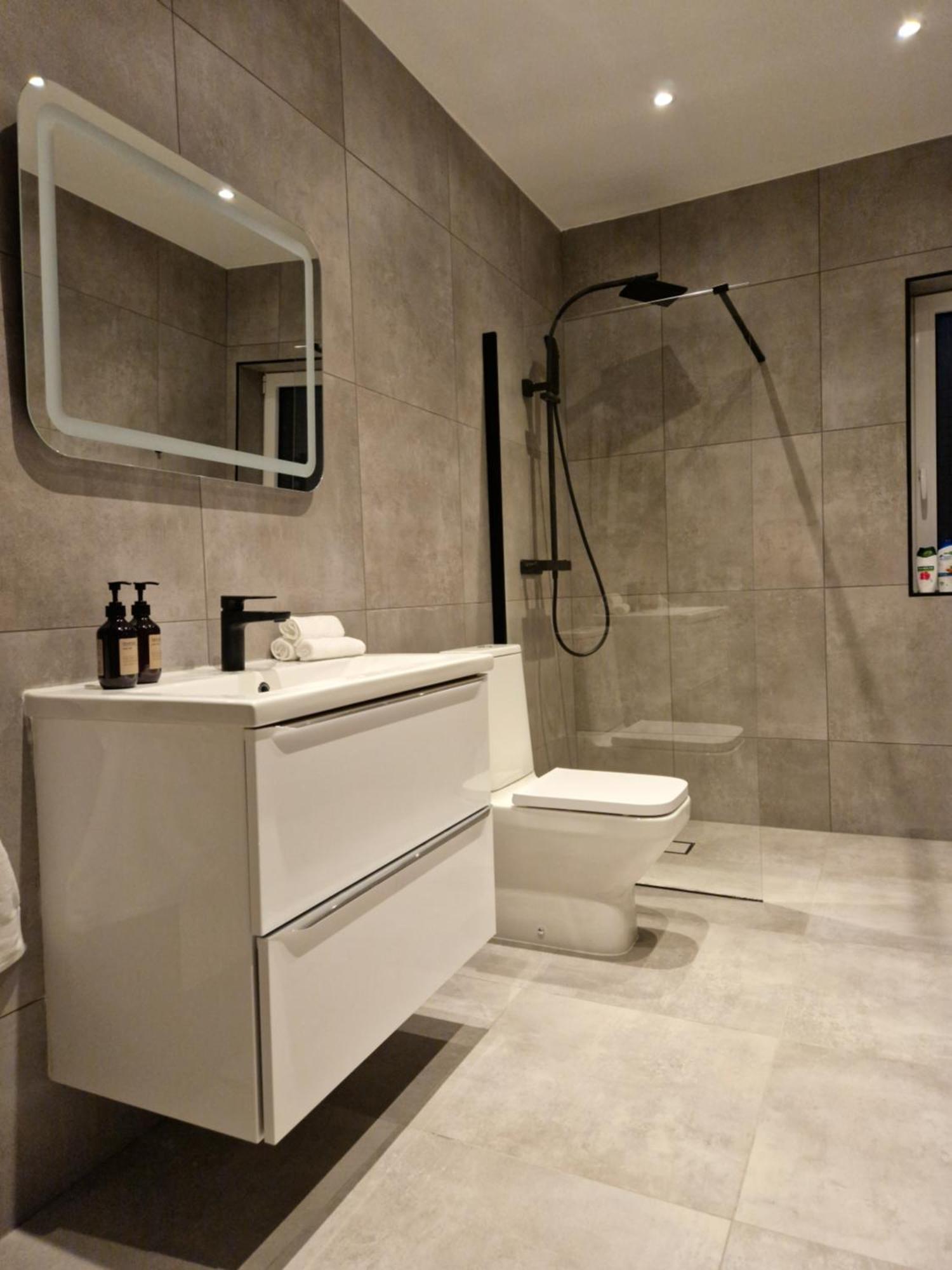 Lorans Apartment Perstorp ภายนอก รูปภาพ